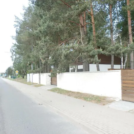 Forest-house Lt *